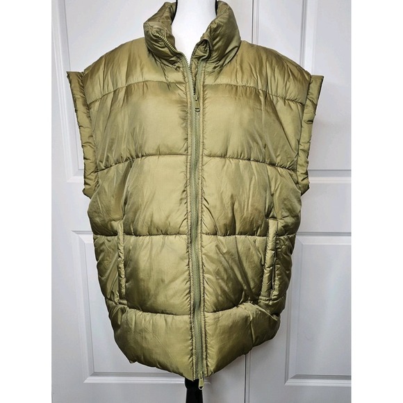 Free People Jackets & Blazers - Free People FP Movement In A Bubble Puffer Vest Size Large‎ Gorpcore Oversized